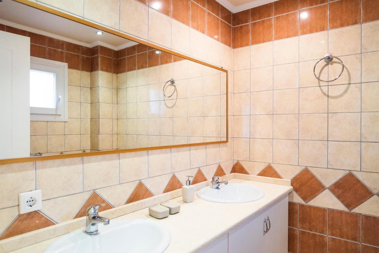 Villa Adriatica Vitaládes エクステリア 写真