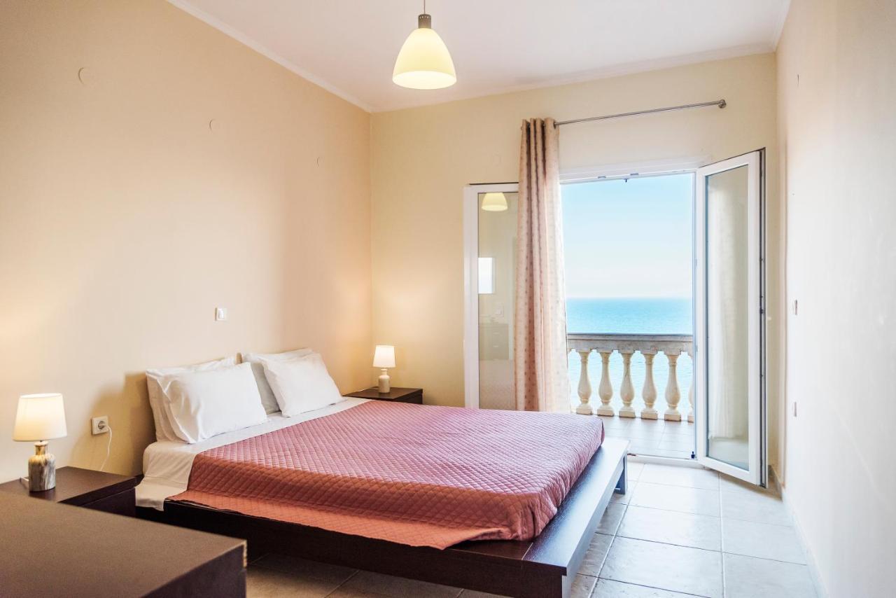 Villa Adriatica Vitaládes エクステリア 写真